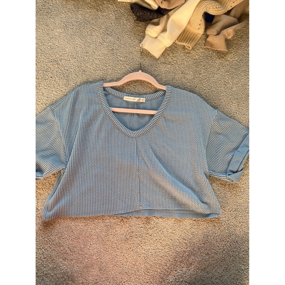 Altar'd State Women Light Blue Rib Waffle Knit Cropped V-Neck Top XS Oversized